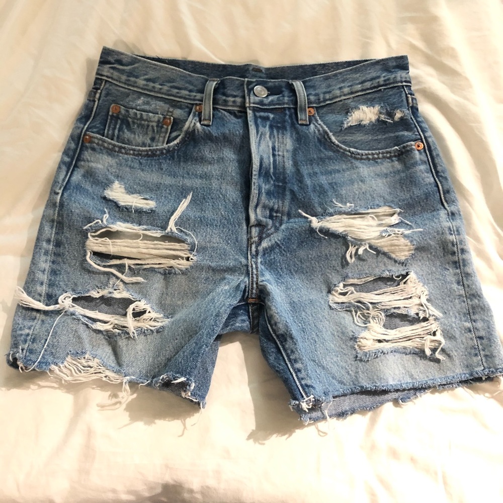 Levi’s shorts